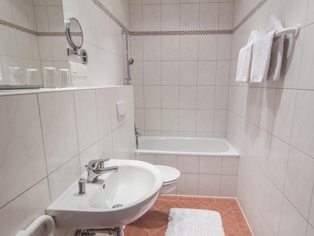 Hotel Hartmann فورستنفلدبروك الغرفة الصورة